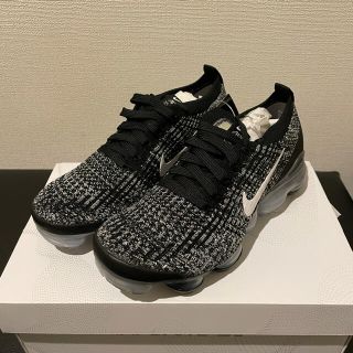 ナイキ(NIKE)のNIKE ウィメンズ　エアヴェイパーマックスフライニット3(スニーカー)