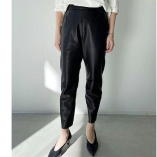 アパルトモンドゥーズィエムクラス(L'Appartement DEUXIEME CLASSE)のアパルトモン【RAW+/】Leather Cropped Pants(クロップドパンツ)