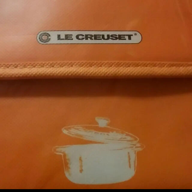 LE CREUSET(ルクルーゼ)のLE CREUSETオリジナルスクエア保冷トート（オレンジ） インテリア/住まい/日用品の日用品/生活雑貨/旅行(日用品/生活雑貨)の商品写真