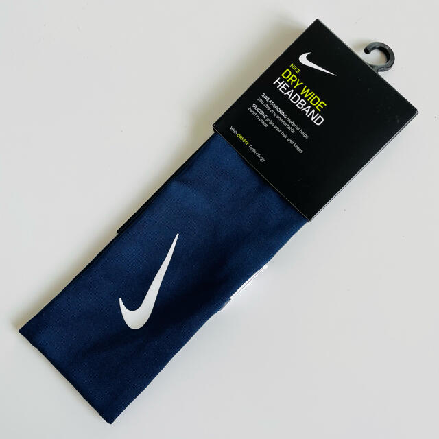 NIKE(ナイキ)のNIKE ナイキ ヘアバンド ヘッドバンド ネイビー Dri-Fit ワイド レディースのヘアアクセサリー(ヘアバンド)の商品写真