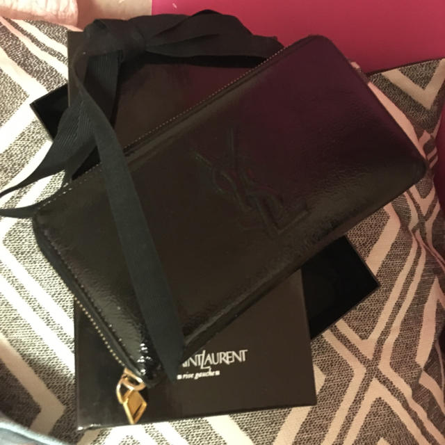 Saint Laurent(サンローラン)の期間限定値下げ！！YSL 財布 ブラック レディースのファッション小物(財布)の商品写真