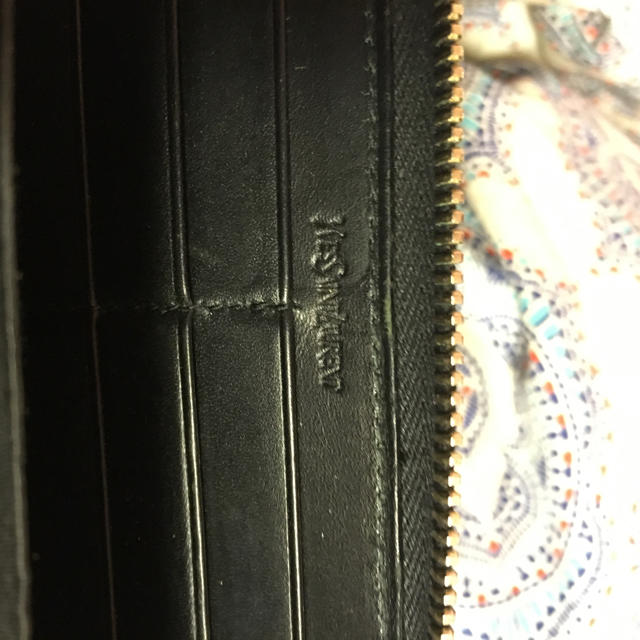 Saint Laurent(サンローラン)の期間限定値下げ！！YSL 財布 ブラック レディースのファッション小物(財布)の商品写真