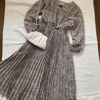 ナチュラルクチュール(natural couture)のナチュラルクチュール　小花柄切り替えプリーツワンピース(ロングワンピース/マキシワンピース)