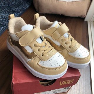 ヴァンズ(VANS)のVANS バンズ　16センチ　スニーカー　ベージュ(スニーカー)