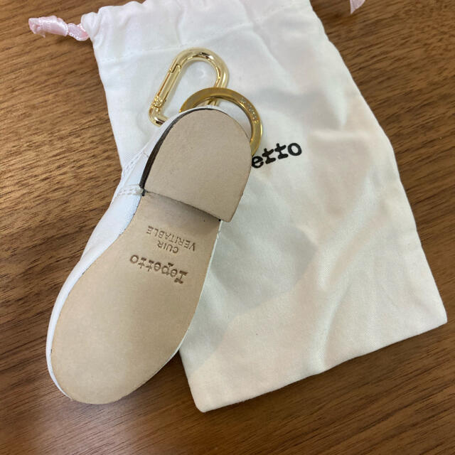 repetto(レペット)の最終お値下げ　新品未使用　レペット　キーチャーム/キーホルダー レディースのファッション小物(キーホルダー)の商品写真