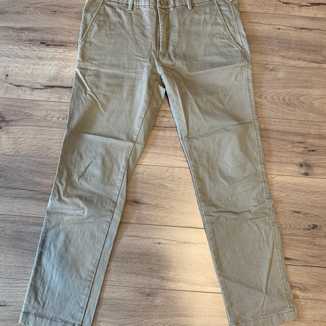 UNIQLO ユニクロ パンツ チノパン ウエスト82cm 股下69cmの通販 by aitait ユニクロU チノパンツ82cm黒