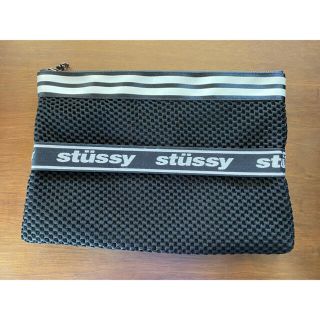 ステューシー(STUSSY)のステューシー　クラッチバック(クラッチバッグ)