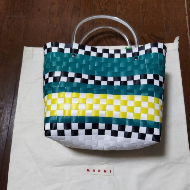 正規品　新品未使用　MARNI マルニ マルニフラワーカフェ　ピクニックバッグ 1