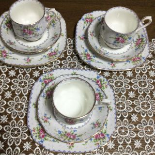 ロイヤルアルバート(ROYAL ALBERT)のプチポワン　カップ＆ソーサー　ケーキプレート　トリオ(食器)