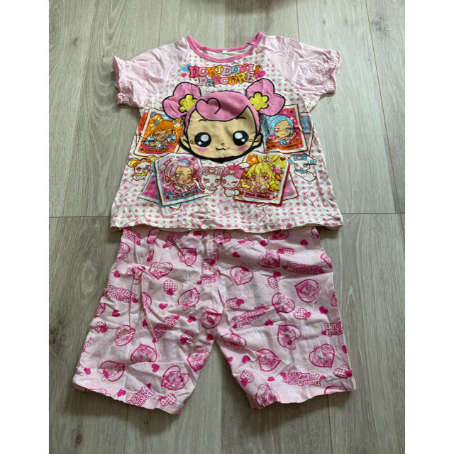 パジャマ　120 キッズ/ベビー/マタニティのキッズ服女の子用(90cm~)(パジャマ)の商品写真