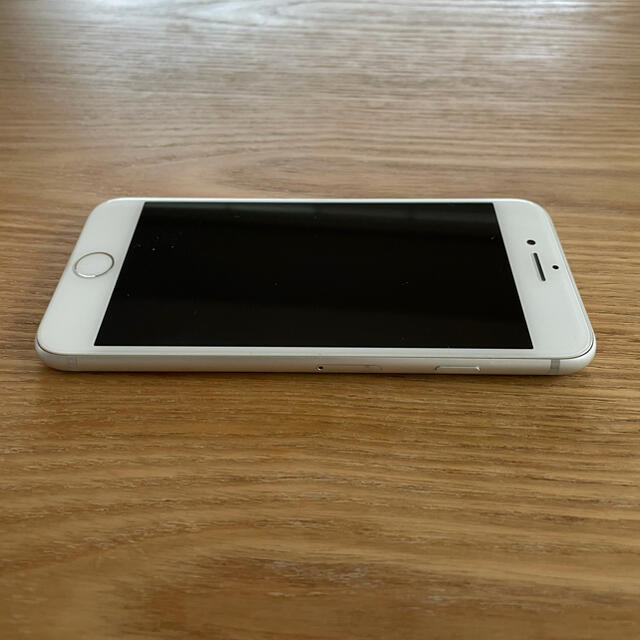 iPhone 64GB ホワイトの通販 by なるみ's shop｜アイフォーンならラクマ - iPhone 8 本体 超特価定番