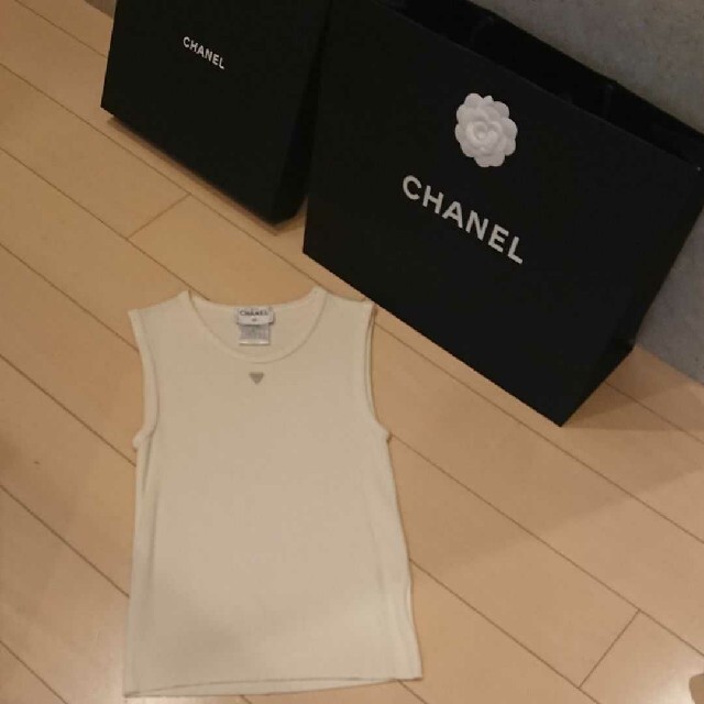 2022人気の 未使用CHANEL☆リブニットタンクトップ タンクトップ