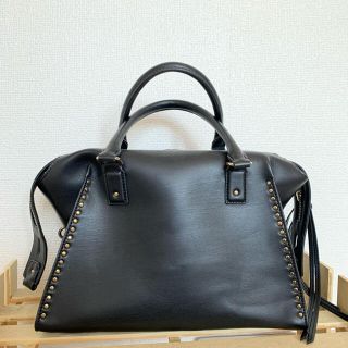 ザラ(ZARA)のZARA かばん(ハンドバッグ)