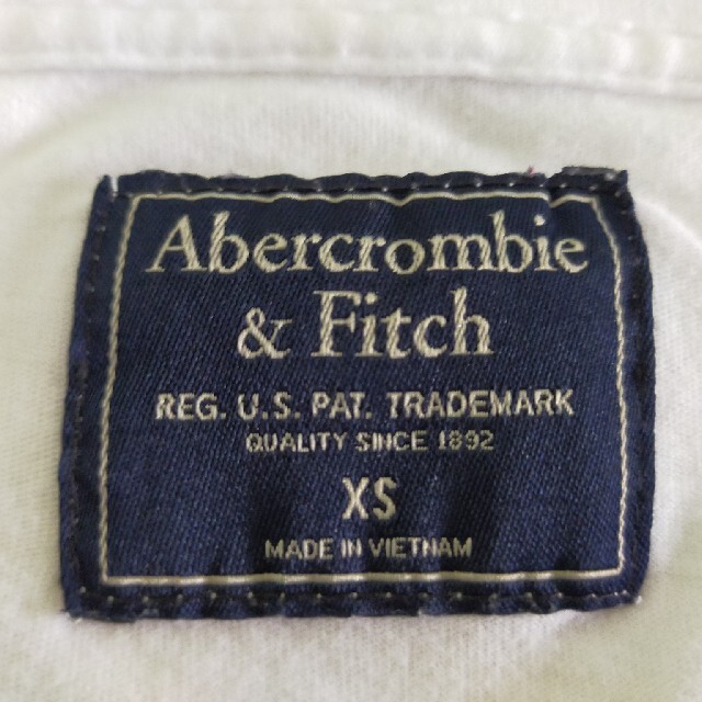 Abercrombie TシャツXS　170/84 メンズのトップス(Tシャツ/カットソー(半袖/袖なし))の商品写真