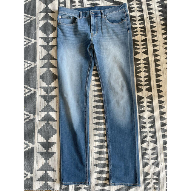 GU(ジーユー)のGU ジーユー スーパーストレッチスキニージーンズ 股下76cm（着用1回） メンズのパンツ(デニム/ジーンズ)の商品写真