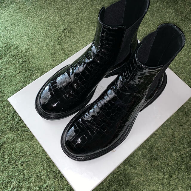 Maison Margiela black croco chelseaboots