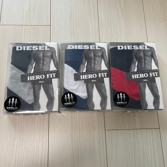 DIESEL(ディーゼル)の【新品】Diesel brief パンツXS 3点セット（Sサイズ相当 メンズのアンダーウェア(その他)の商品写真