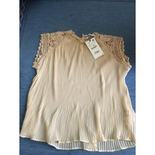 ザラ(ZARA)の新品　ZARA  上衣　Lサイズ(Tシャツ(半袖/袖なし))