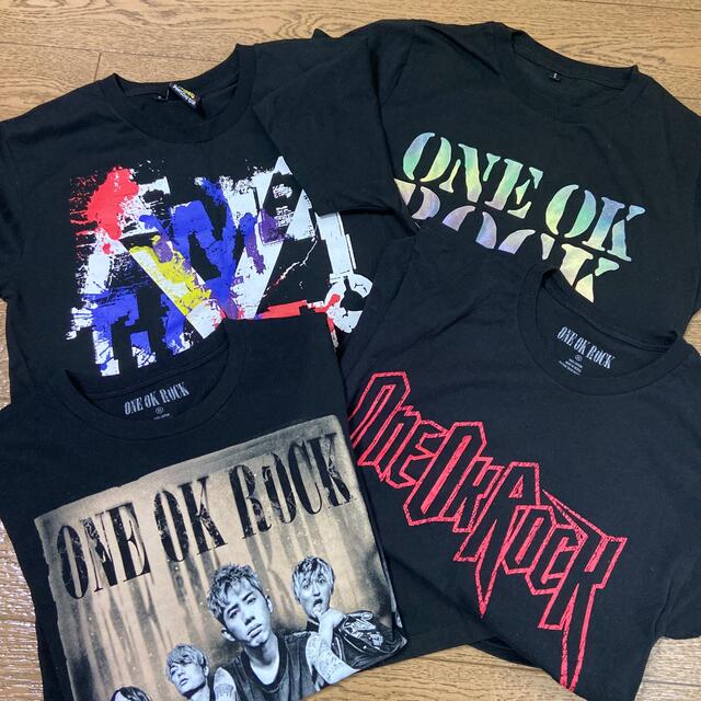 ONE OK ROCK(ワンオクロック)のONE OK ROCKライブTシャツ6点セット※USツアー用あり エンタメ/ホビーのタレントグッズ(ミュージシャン)の商品写真