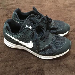 ナイキ(NIKE)のさしみ様専用NIKEのスニーカー#黒 22.5センチ(スニーカー)