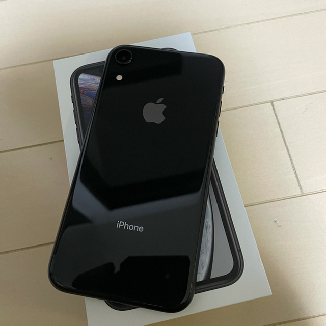 iPhone XR Black 64 GB SIMフリー