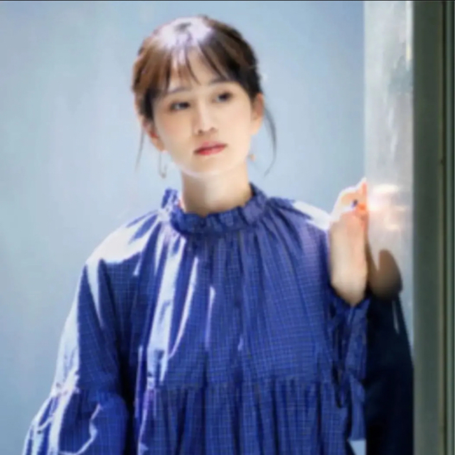 LE CIEL BLEU(ルシェルブルー)のIRENE  Check Tiered Tent Dress 雑誌掲載 レディースのワンピース(ロングワンピース/マキシワンピース)の商品写真