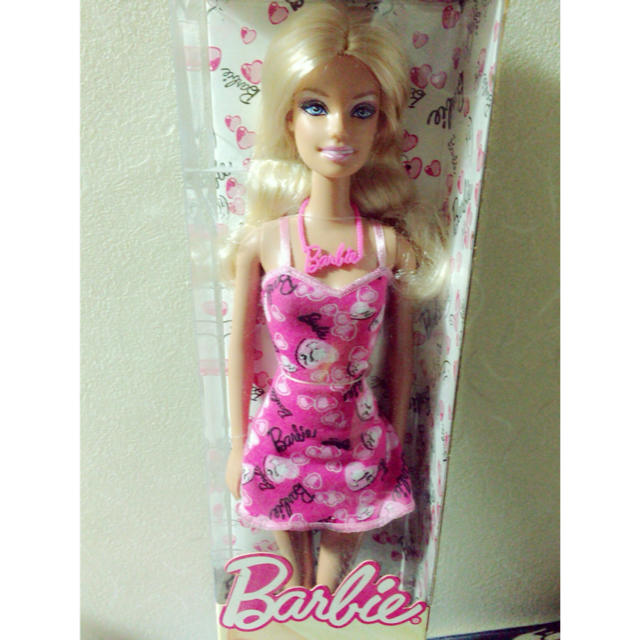 Barbie(バービー)の[新品未使用]Barbie人形 エンタメ/ホビーのおもちゃ/ぬいぐるみ(キャラクターグッズ)の商品写真