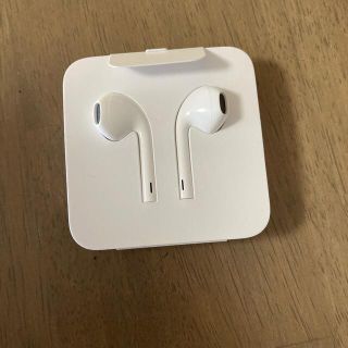 アップル(Apple)の新品✨Apple イヤホン(ヘッドフォン/イヤフォン)