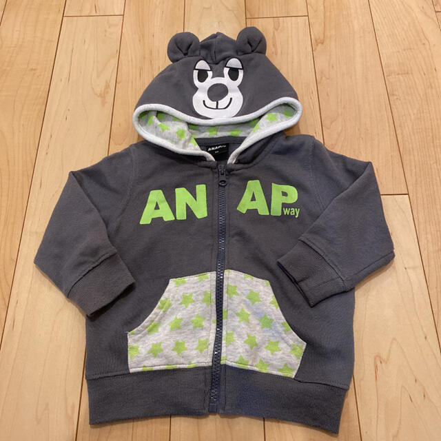 ANAP Kids(アナップキッズ)のANAP クマさんパーカー90 キッズ/ベビー/マタニティのキッズ服男の子用(90cm~)(ジャケット/上着)の商品写真