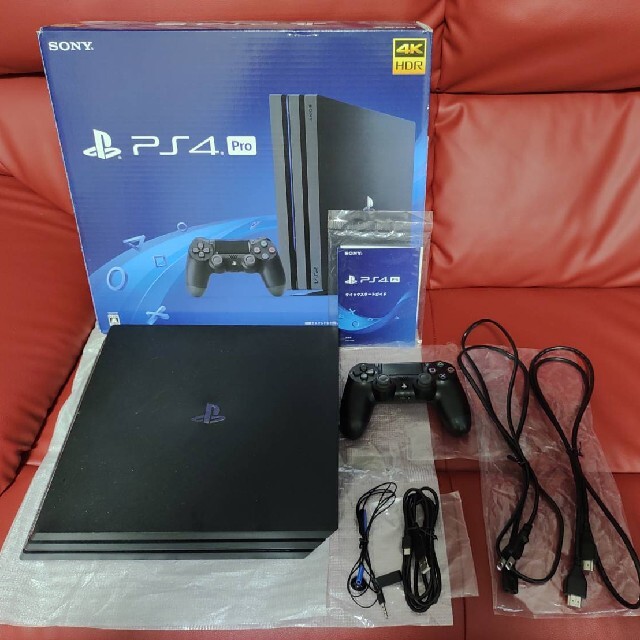 家庭用ゲーム機本体SONY PlayStation4 Pro 本体 CUH-7200BB01