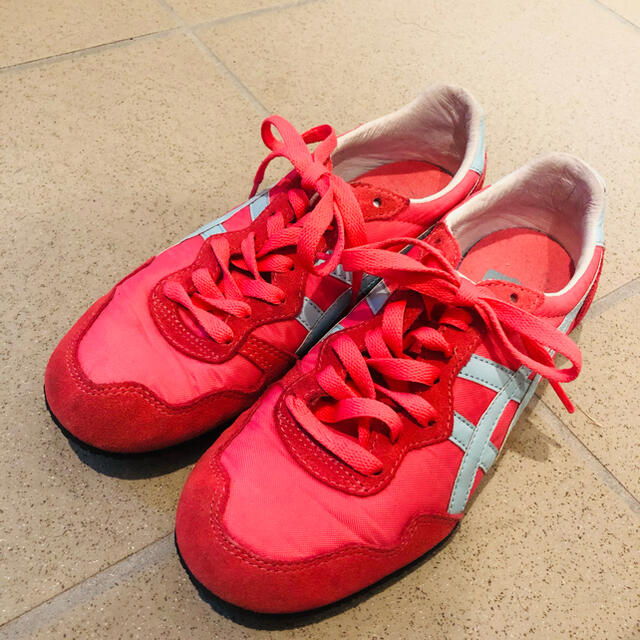 Onitsuka Tiger(オニツカタイガー)のオニツカタイガー　スニーカー　23cm レディースの靴/シューズ(スニーカー)の商品写真