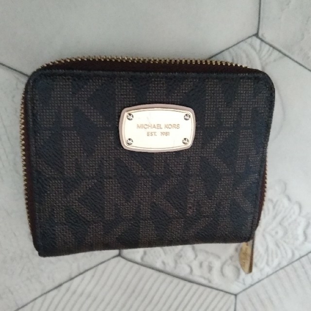 Michael Kors(マイケルコース)のMICHAEL　KORS　財布 レディースのファッション小物(財布)の商品写真