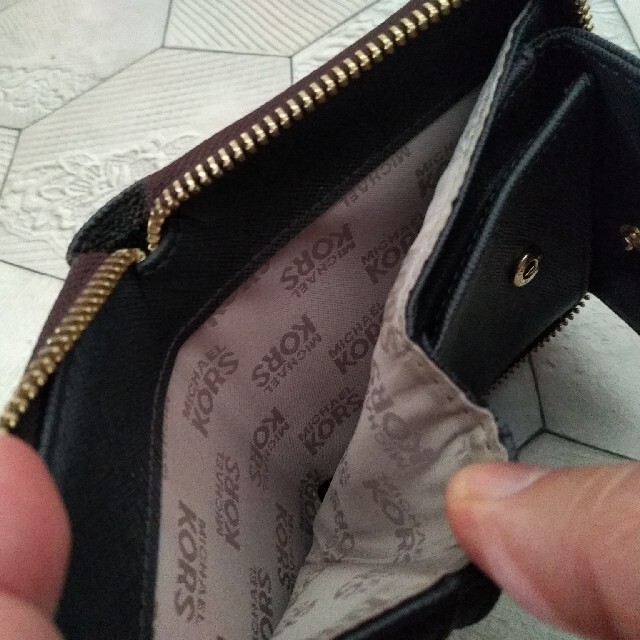 Michael Kors(マイケルコース)のMICHAEL　KORS　財布 レディースのファッション小物(財布)の商品写真