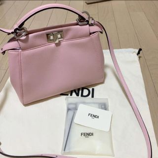 フェンディ(FENDI)の専用！クーポン値下★FENDI★限定色ピーカブー(ショルダーバッグ)