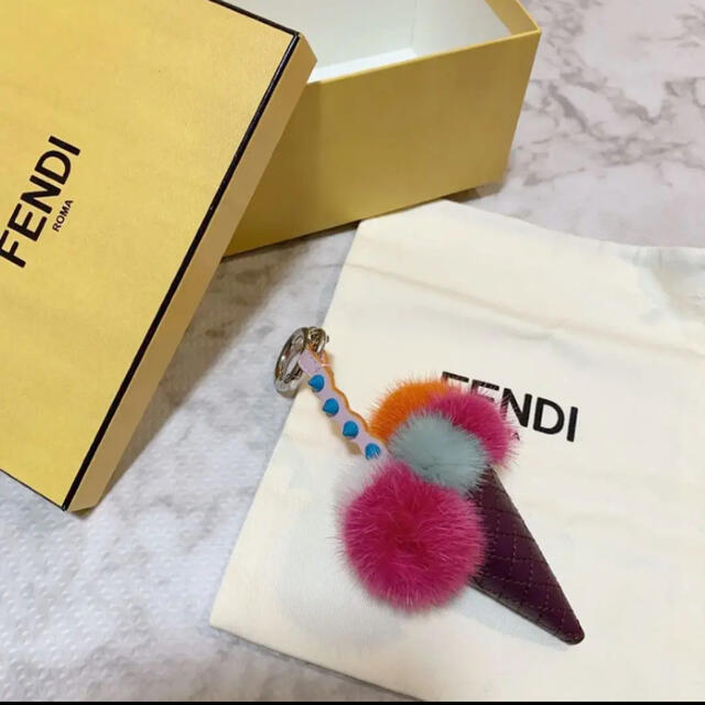 FENDI★アイスクリームチャーム