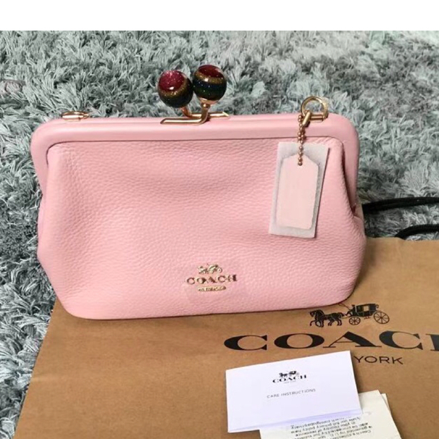 COACH ショルダーバッグ カーネーション ペブルド レザー ノラ キスロッ