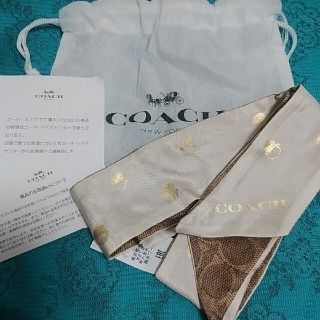 コーチ(COACH)の☆レア☆coachスカーフ☆未使用☆りんご(バンダナ/スカーフ)