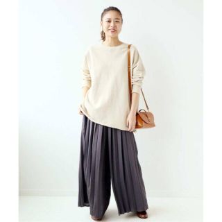 ジャーナルスタンダード(JOURNAL STANDARD)のJOURNAL STANDARD relume サテンプリーツパンツ◆(カジュアルパンツ)