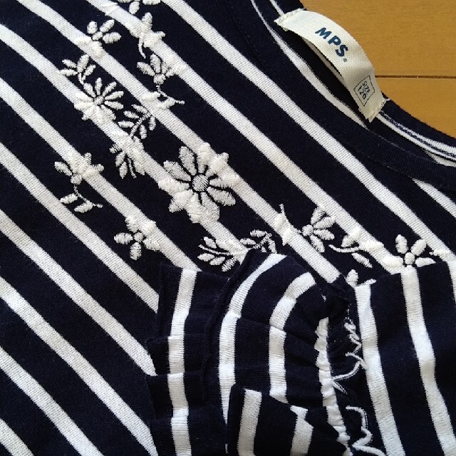 MPS(エムピーエス)のフリル袖Tシャツ 2枚組 キッズ/ベビー/マタニティのキッズ服女の子用(90cm~)(Tシャツ/カットソー)の商品写真