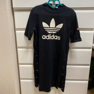 アディダス(adidas)のアディダス 半袖ワンピースL(ひざ丈ワンピース)