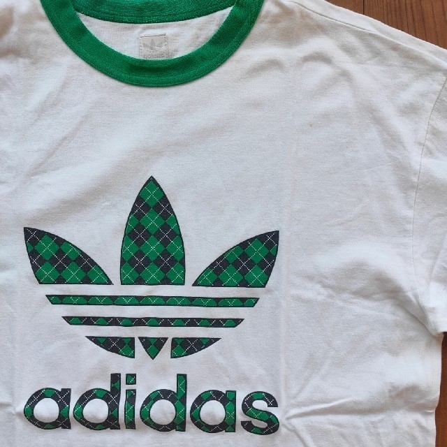 adidas(アディダス)のMサイズ ADIDAS アディダス カナダ 限定 Tシャツ ストリート 古着 メンズのトップス(Tシャツ/カットソー(半袖/袖なし))の商品写真