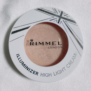 リンメル(RIMMEL)のリンメル　イルミナイザー 001 3g(フェイスパウダー)
