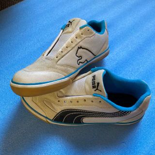 プーマ(PUMA)の美品　PUMA スニーカー　紐なし　24(スニーカー)