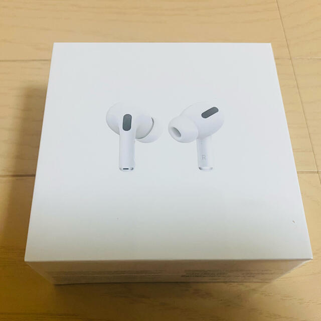 Apple(アップル)の【新品未開封】Apple AirPods Pro MWP22J/A　本物 スマホ/家電/カメラのオーディオ機器(ヘッドフォン/イヤフォン)の商品写真