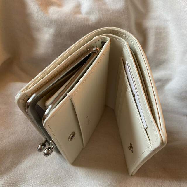 agnes b.(アニエスベー)のagnes b.  二つ折り財布 ブラック レディースのファッション小物(財布)の商品写真