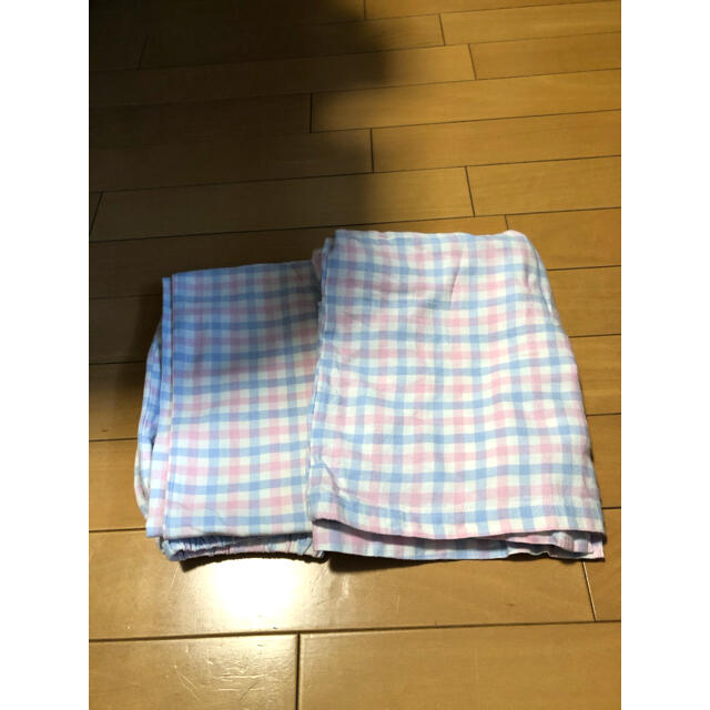 女の子　チェック柄　長袖パジャマ　140 キッズ/ベビー/マタニティのキッズ服女の子用(90cm~)(パジャマ)の商品写真