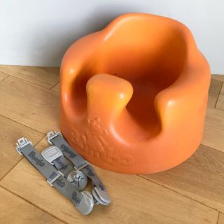 バンボ(Bumbo)のバンボ オレンジ ベルト付き(その他)