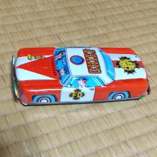 ブリキの車(ミニカー)