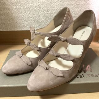 オデットエオディール(Odette e Odile)のOdette e Odile くすみベージュの脱げないリボンパンプス(ハイヒール/パンプス)