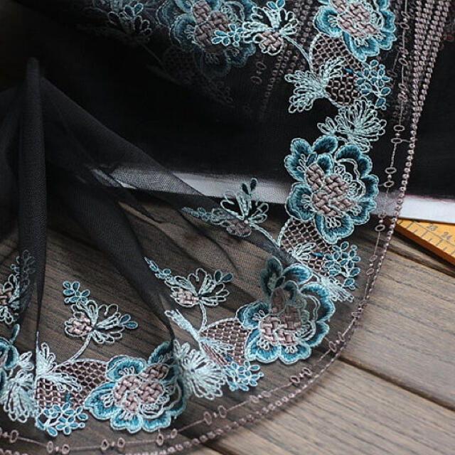 黒 花 刺繍レース 緑 アジアン エスニック 和柄 ドール 人形 服 黒 花 刺繍レース 緑 アジアン エスニック 和柄 ドール 人形 服